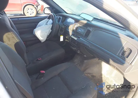 2011 Ford Crown Victoria Police Interceptor from USA, damaged, VIN 2FABP7BV3BX166545